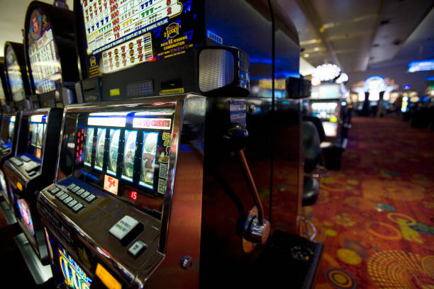 Recently Played session tiles on wingslot77 showing live-dealer tables and slot games